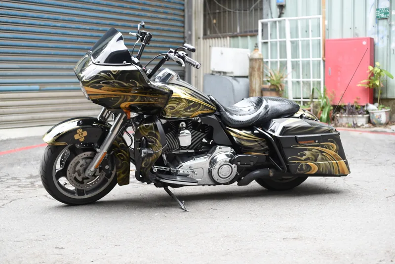 Harley-Davidson 哈雷 鯊魚頭 ROAD GLIDE．第 1 張