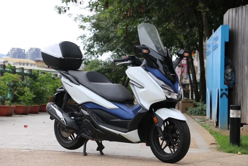 2019 Honda Forza 電動風鏡 台本一手車．第 1 張