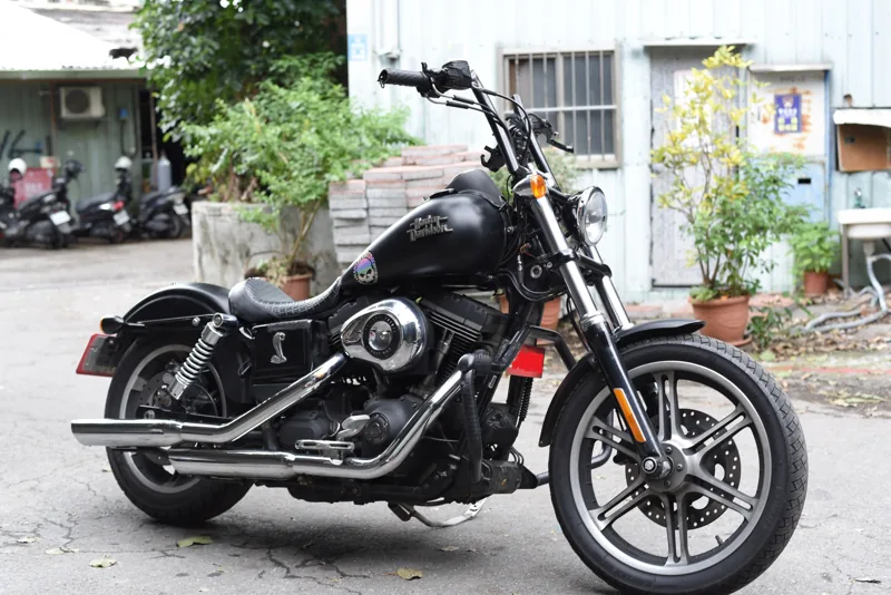 哈雷 Harley-Davidson DYNA FXDB STREET BOB．第 1 張
